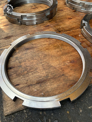 ZAX110 গ্যাসকেট এক্সক্যাভেটর ফাইনাল ড্রাইভ পার্টস গিয়ার শ লার্জ ট্রাভেলিং নাট